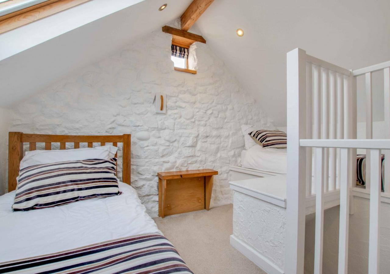 Slade Barn Villa Oxwich Exterior photo